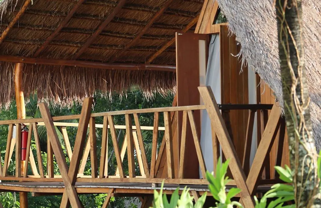 El Buho Lagoon Bacalar-1