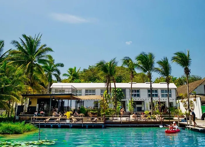 Yak Lake House - Bacalar